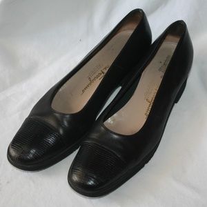 Salvatore Ferragamo Shoes 9 AA